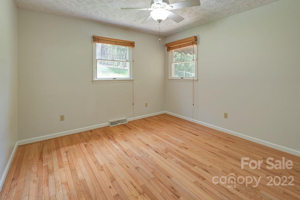 55 Vehorn Road Fairview NC 28730