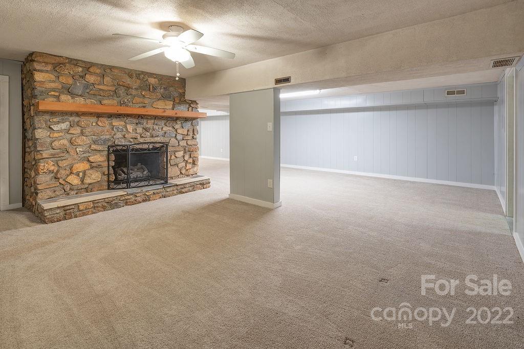55 Vehorn Road Fairview NC 28730