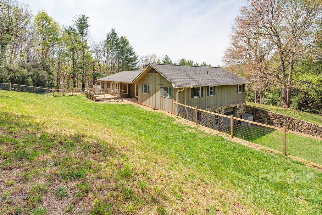55 Vehorn Road Fairview NC 28730