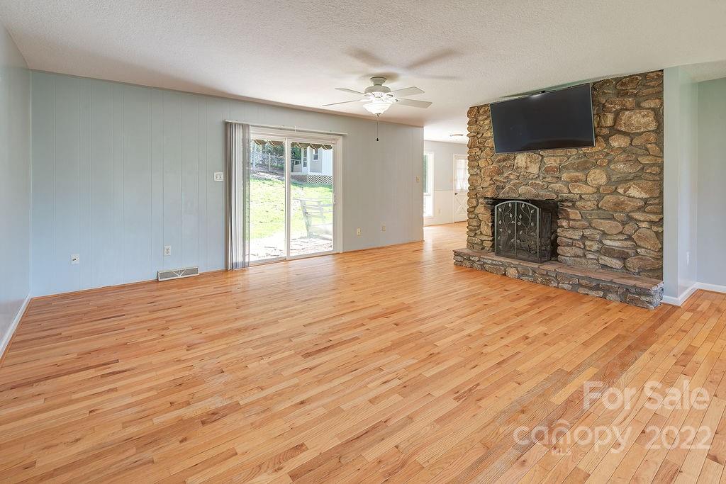 55 Vehorn Road Fairview NC 28730