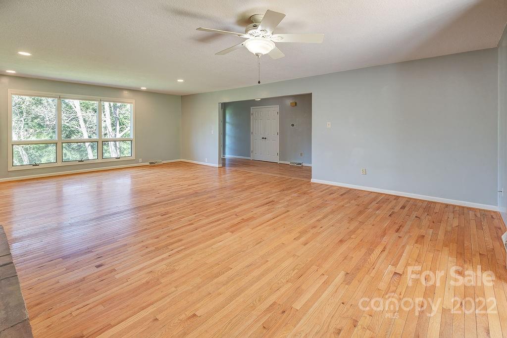 55 Vehorn Road Fairview NC 28730