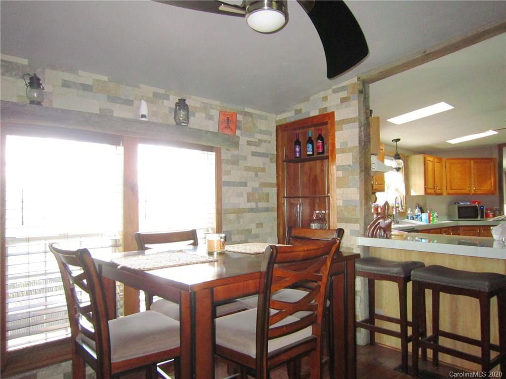 539 Hill View Drive Canton NC 28716