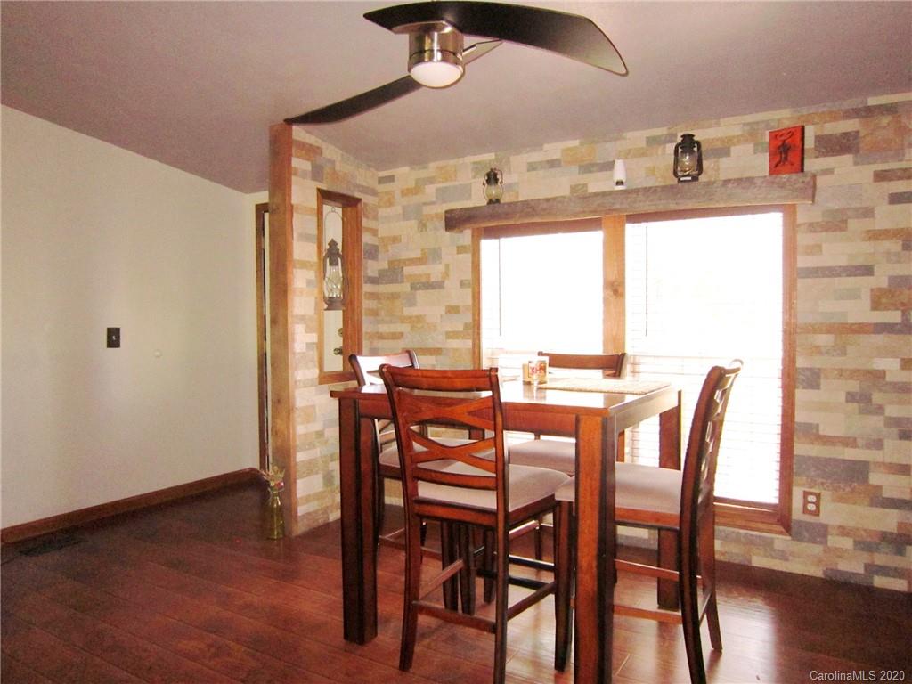 539 Hill View Drive Canton NC 28716