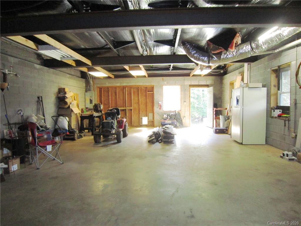 539 Hill View Drive Canton NC 28716