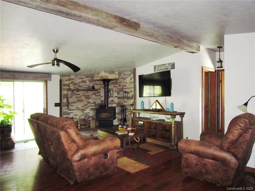 539 Hill View Drive Canton NC 28716