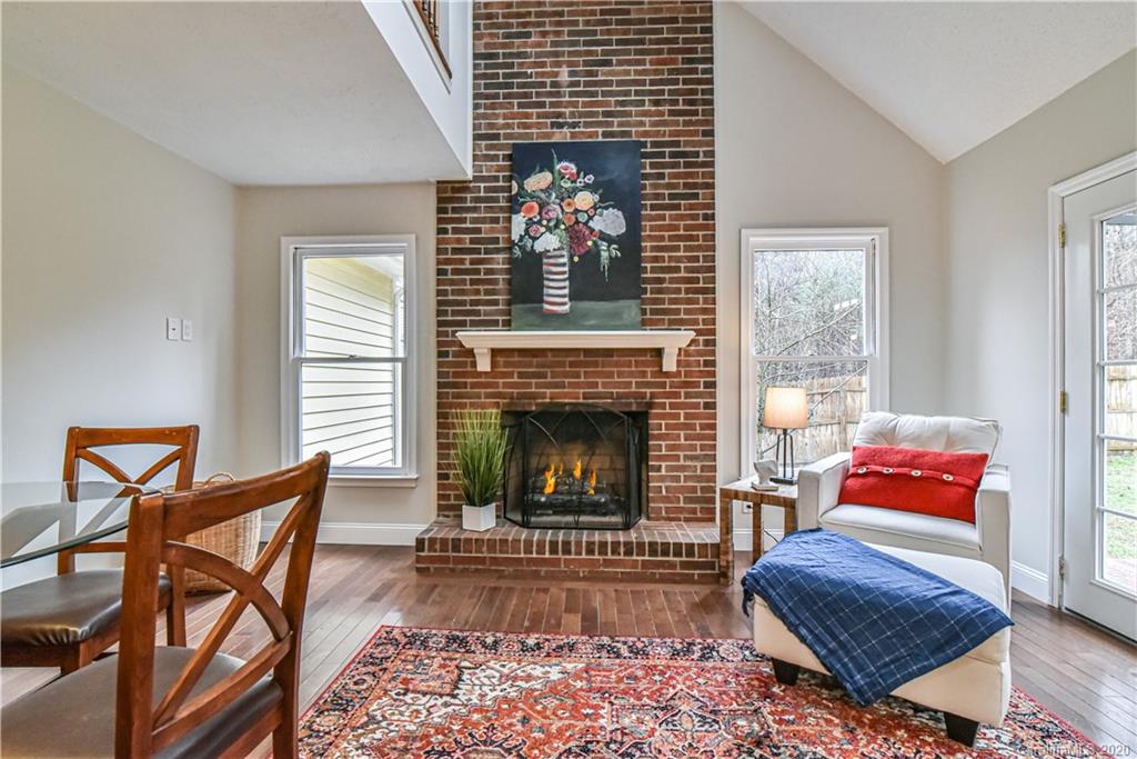 18 Marlwood Court Asheville NC 28804