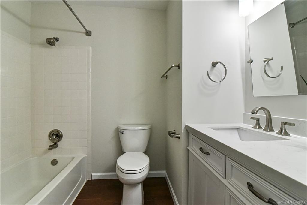 18 Marlwood Court Asheville NC 28804