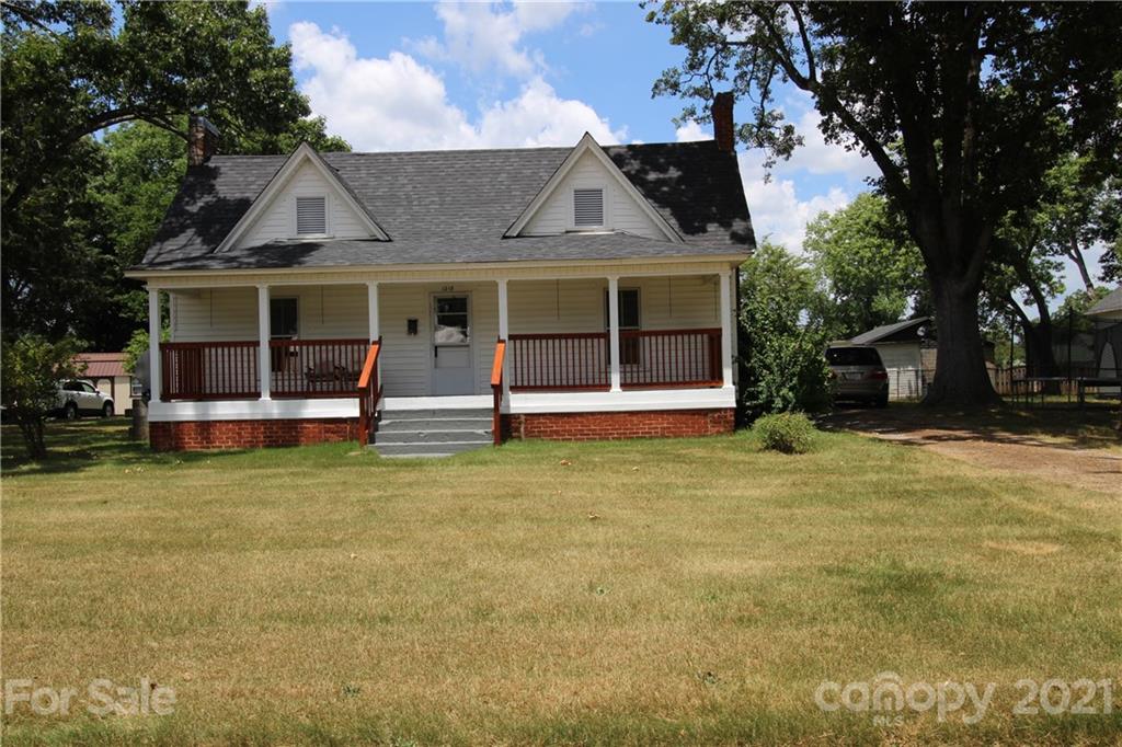 1218 Main Avenue Drive NW Hickory NC 28601
