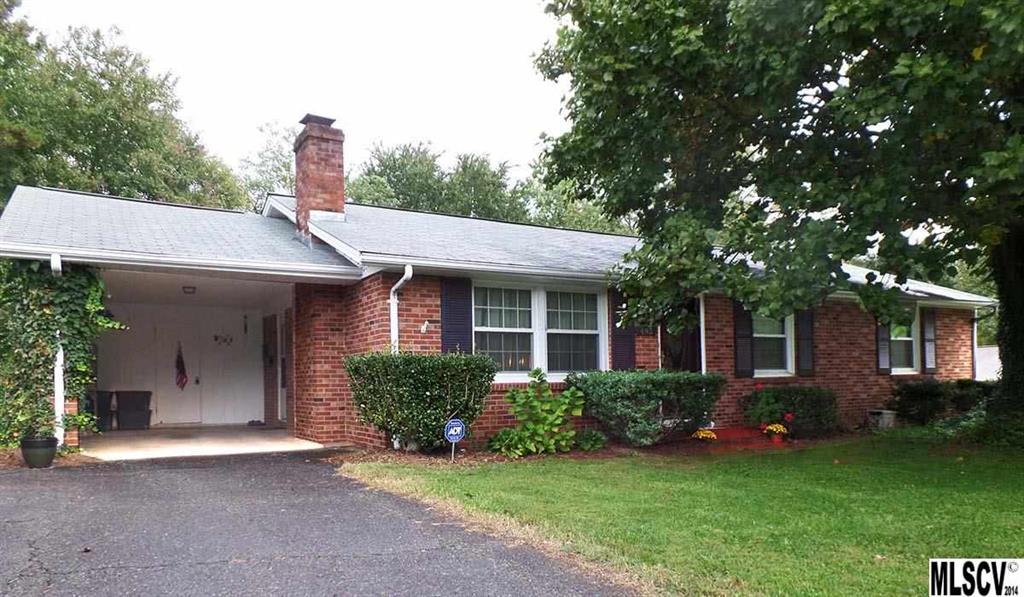 493 14th Avenue NE Hickory NC 28601