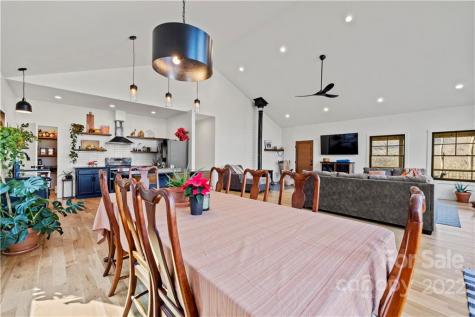103 Little Bee Lane Swannanoa NC 28778