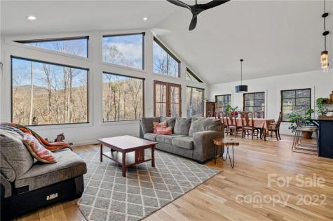 103 Little Bee Lane Swannanoa NC 28778