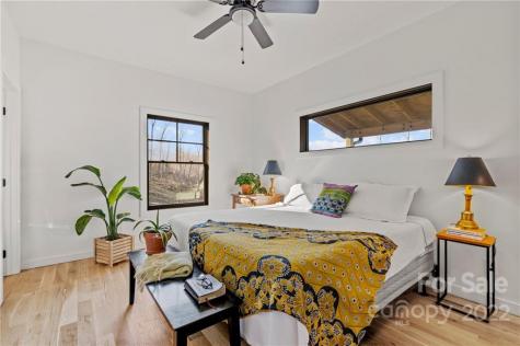 103 Little Bee Lane Swannanoa NC 28778
