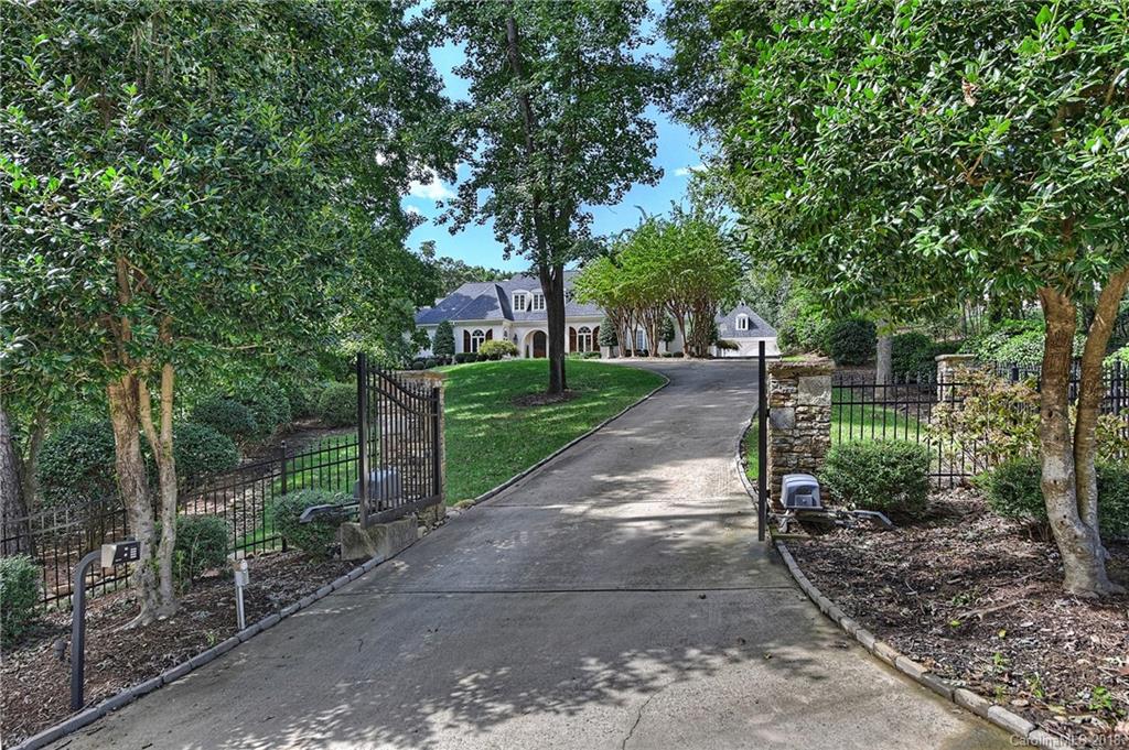 2330 Rock Creek Drive Charlotte NC 28226