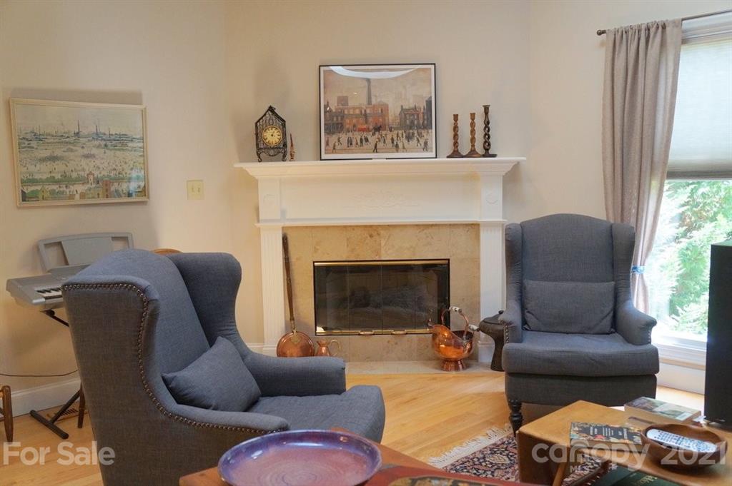 7 Brody Trail Asheville NC 28804