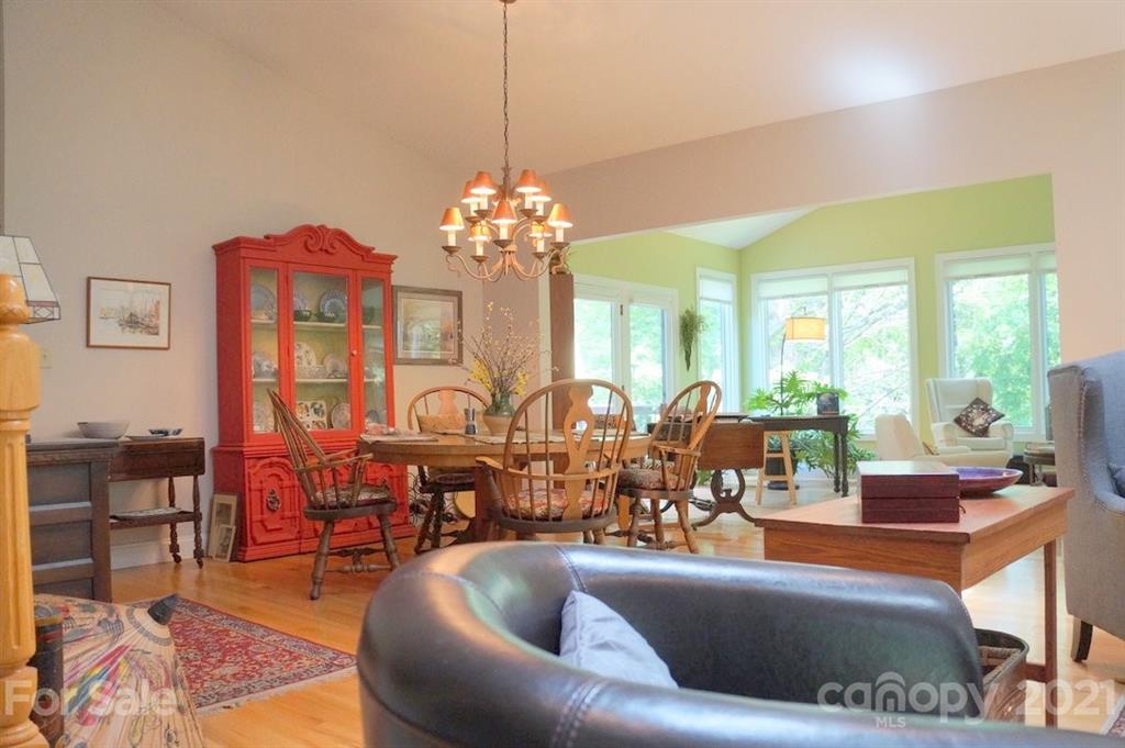 7 Brody Trail Asheville NC 28804