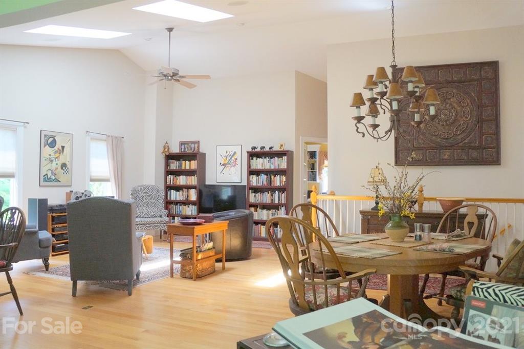 7 Brody Trail Asheville NC 28804