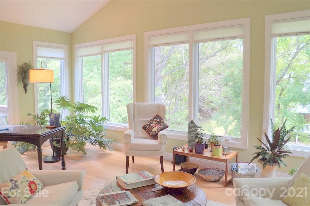 7 Brody Trail Asheville NC 28804