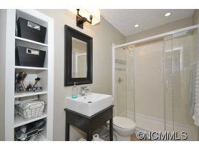 31 Hickory Hills Drive Arden NC 28704