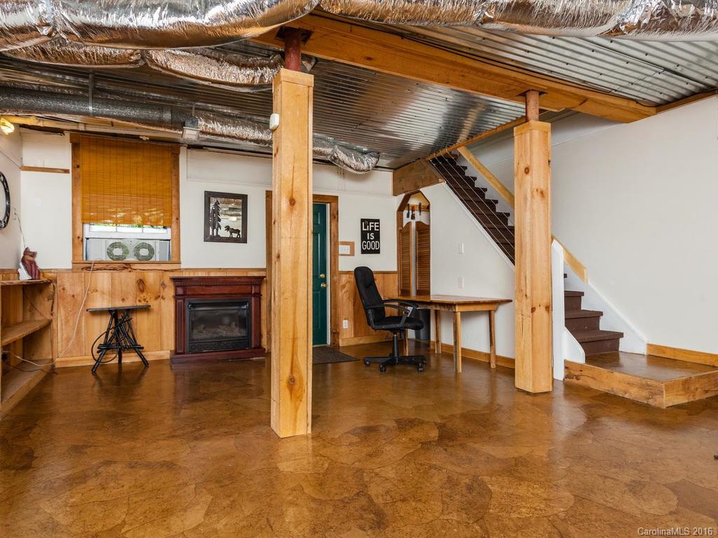 7 Birchwood Lane Asheville NC 28805