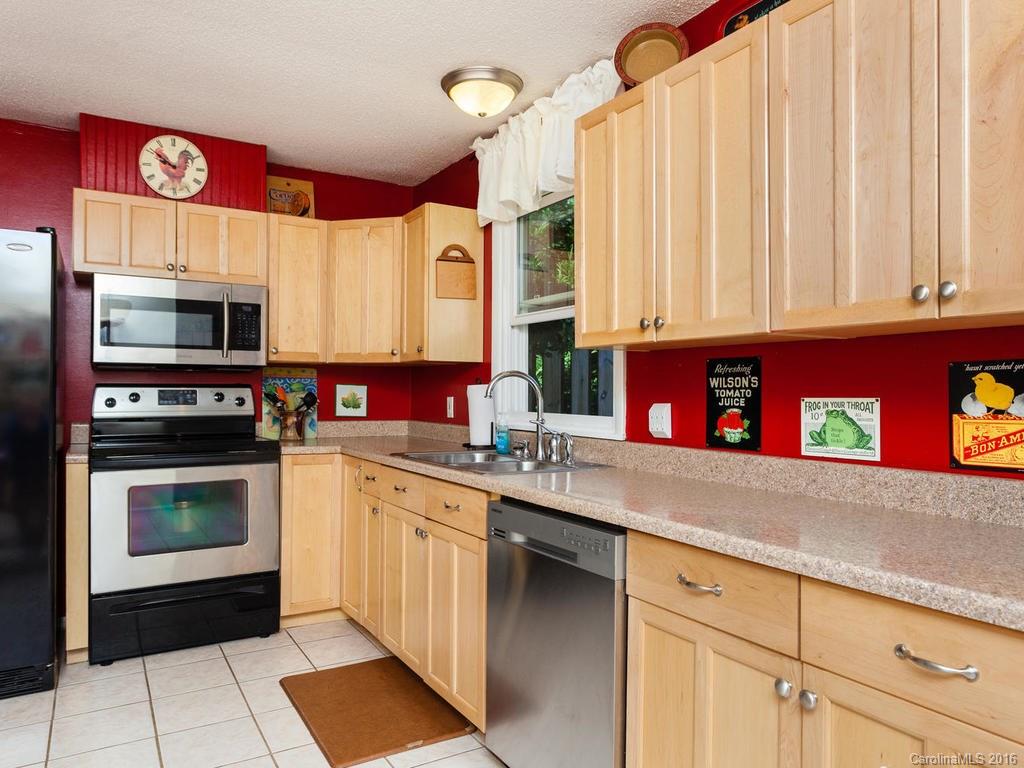 7 Birchwood Lane Asheville NC 28805