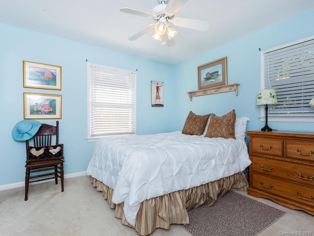 7 Birchwood Lane Asheville NC 28805