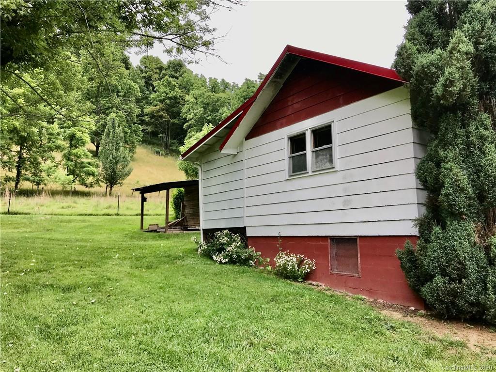 119 Black Branch Road Canton NC 28716