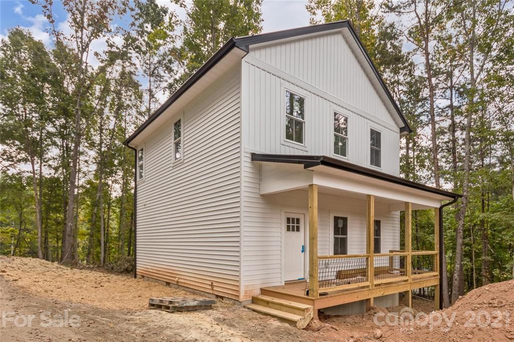 56 Shuler Road Candler NC 28715