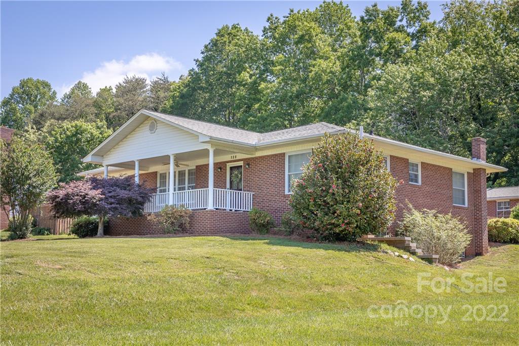 109 Newland Street Morganton NC 28655