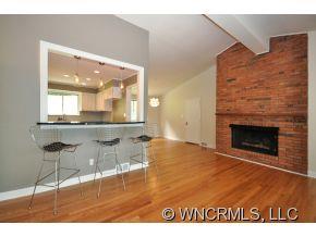 17 Beaverbrook Road Asheville NC 28804