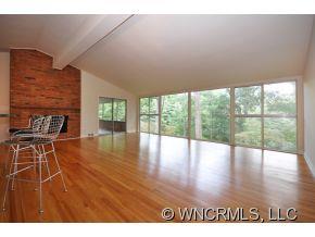 17 Beaverbrook Road Asheville NC 28804