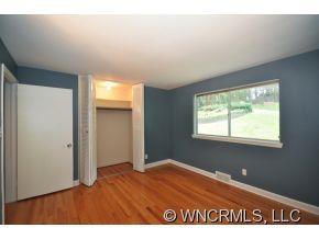 17 Beaverbrook Road Asheville NC 28804