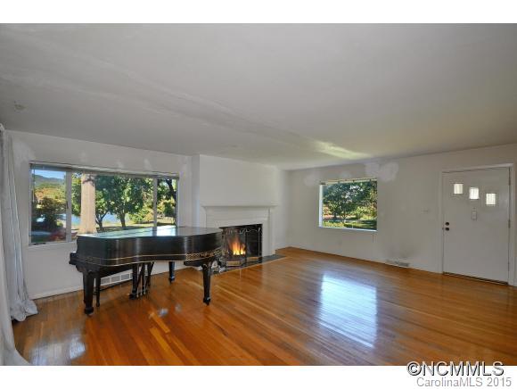 351 Lakeshore Drive Asheville NC 28804