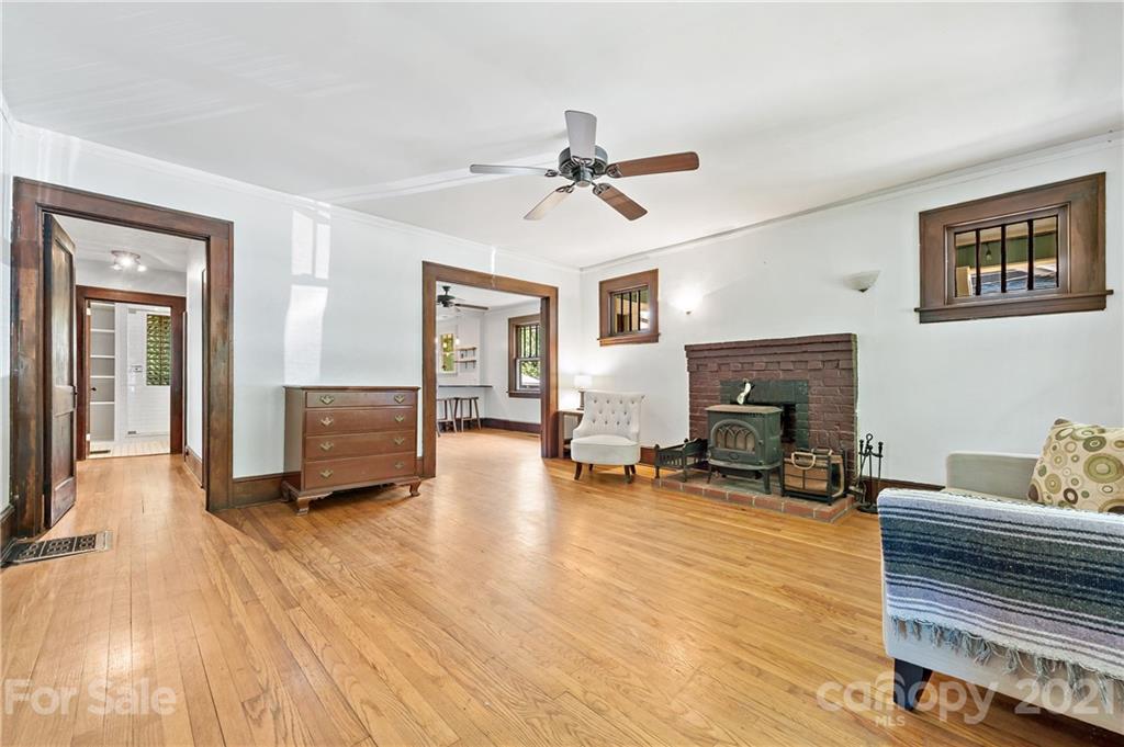 44 Harvard Place Asheville NC 28806