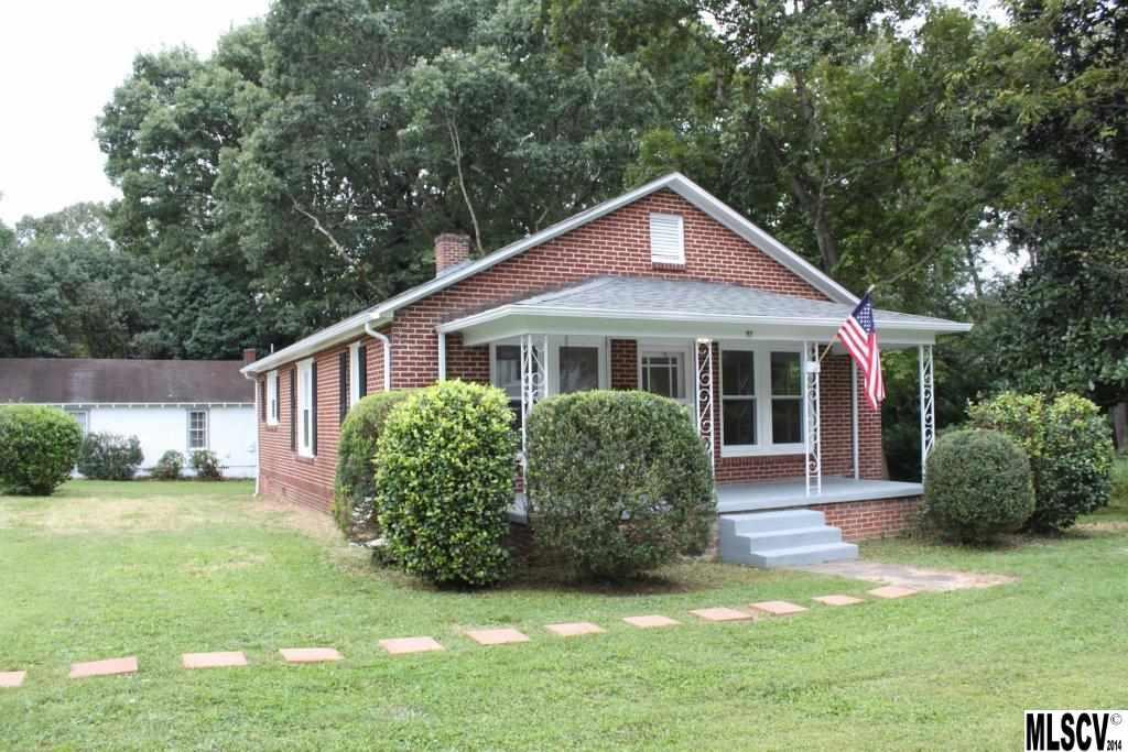 97 20th Avenue NW Hickory NC 28601