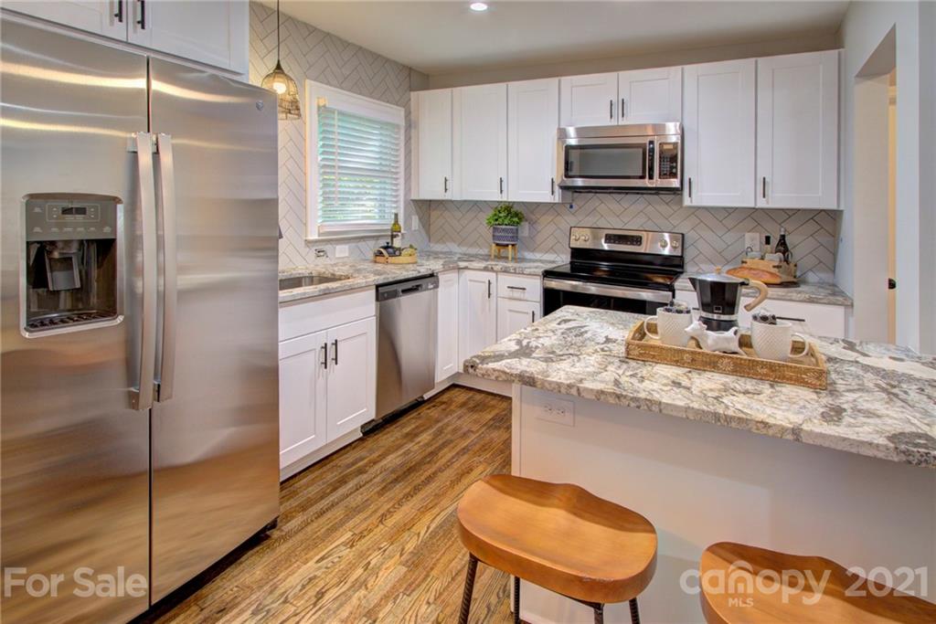 1913 Garibaldi Avenue Charlotte NC 28208