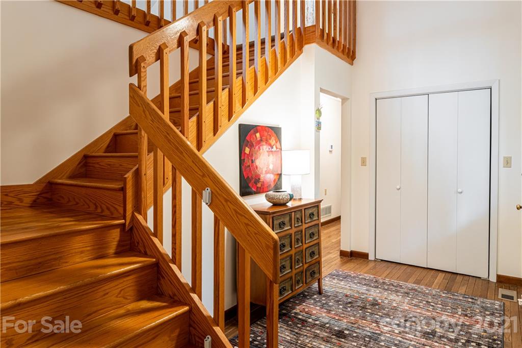 17 Beaverdam Court Asheville NC 28804