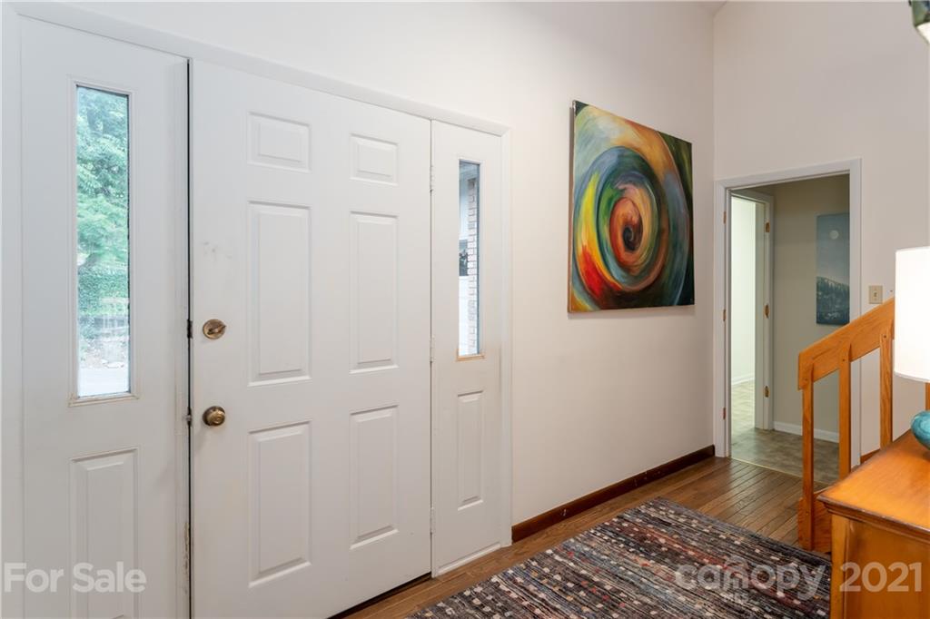 17 Beaverdam Court Asheville NC 28804