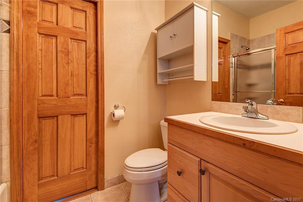 14 Applecross Road Weaverville NC 28787