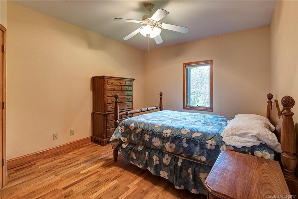 14 Applecross Road Weaverville NC 28787
