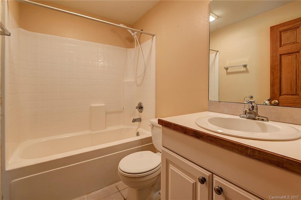14 Applecross Road Weaverville NC 28787