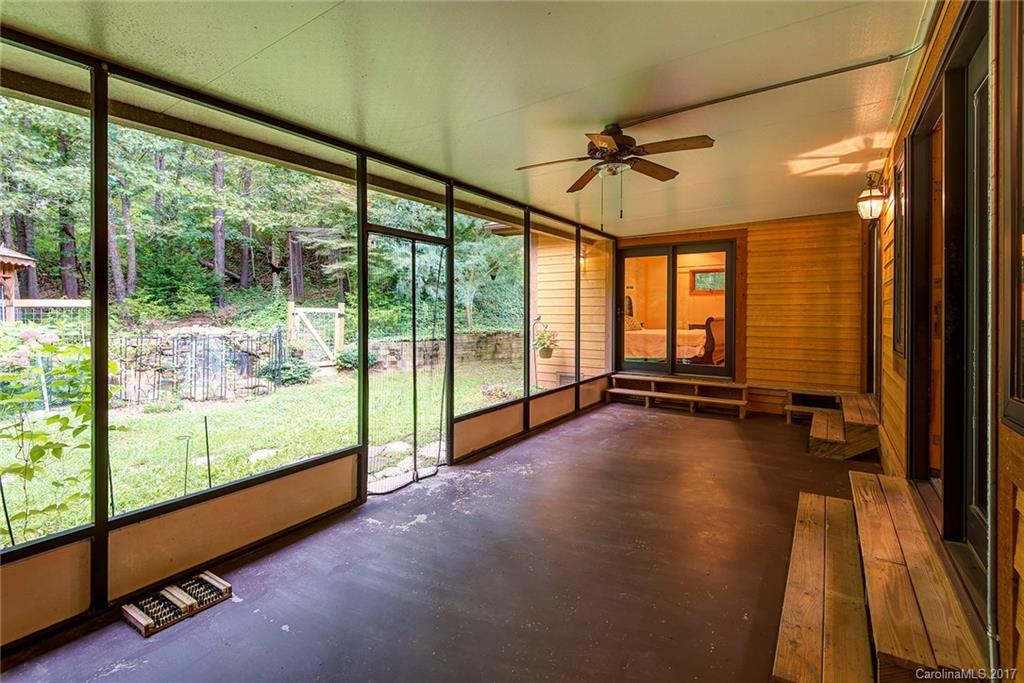 14 Applecross Road Weaverville NC 28787
