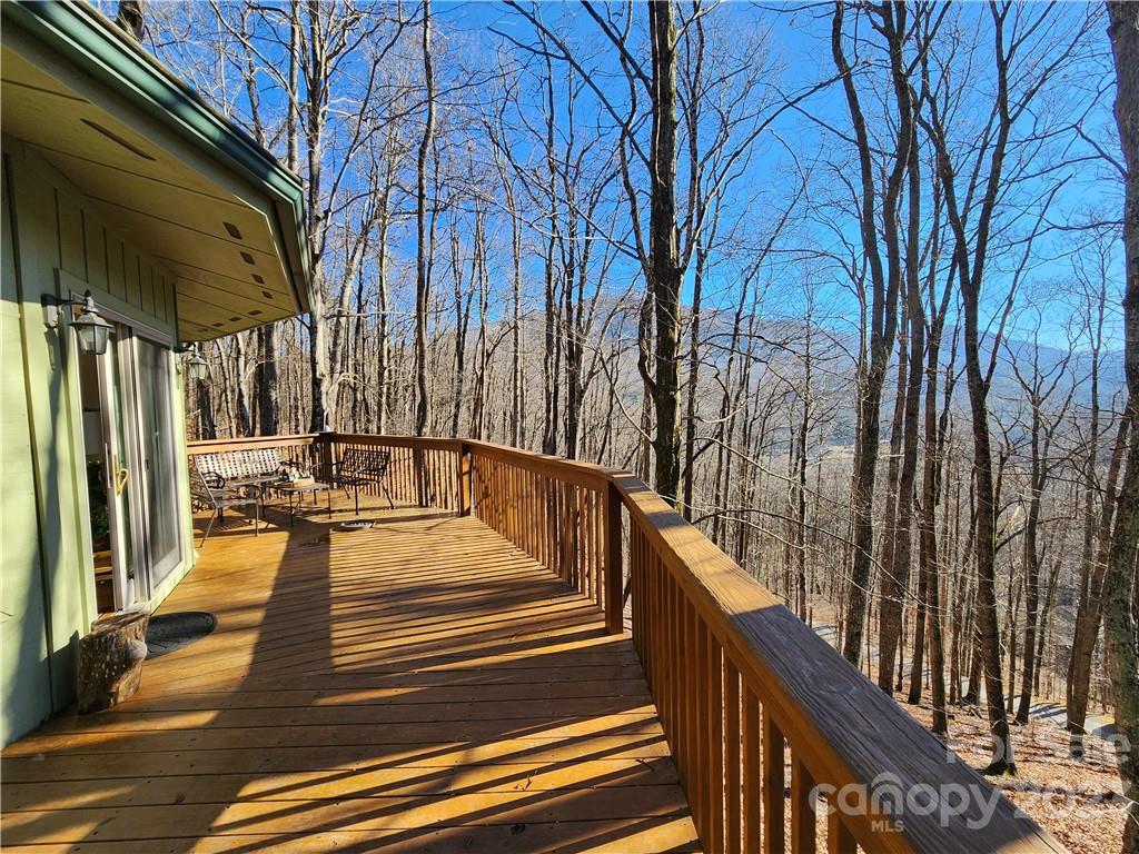 1050 Fern Trail Waynesville NC 28786