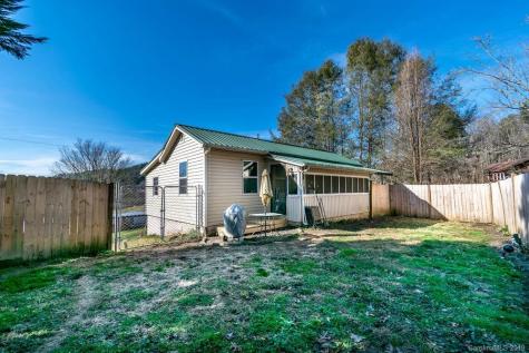 810 Lyday Loop Pisgah Forest NC 28768