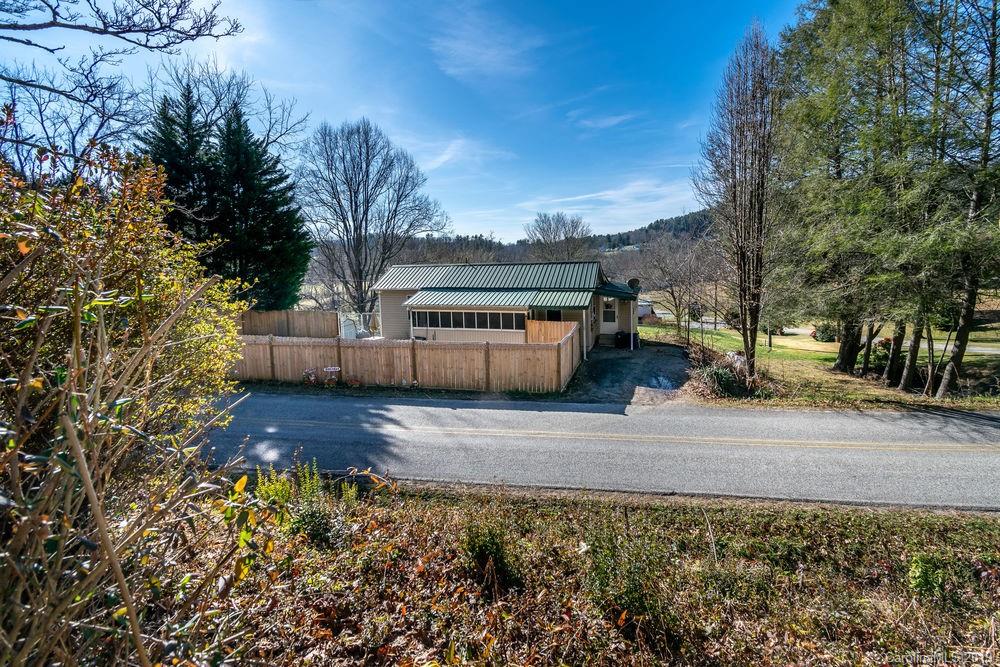 810 Lyday Loop Pisgah Forest NC 28768