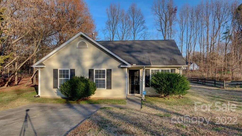 1310 Log Cabin Road Charlotte NC 28213