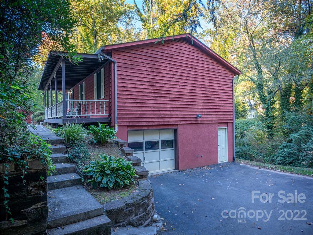 307 Westforest Lane Asheville NC 28806