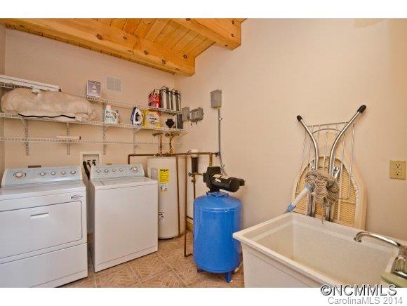 8 Edelweiss Lane Swannanoa NC 28778