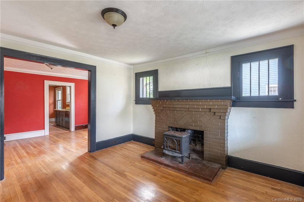 55 Oakwood Street Asheville NC 28806