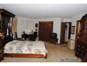 8 Robinson Cove Road Candler NC 28715