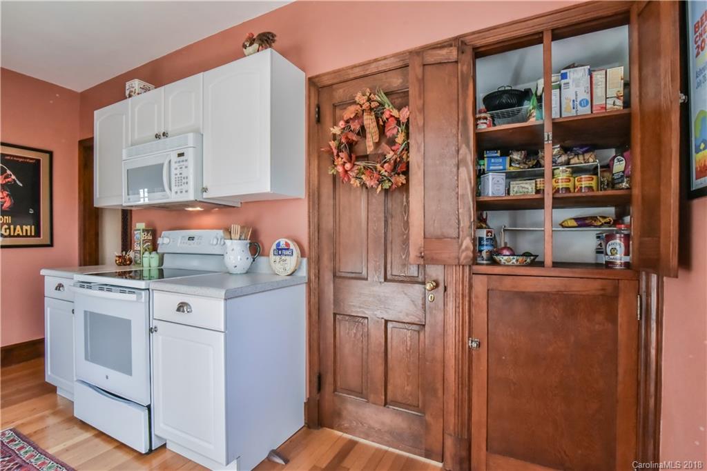 656 Lakeshore Drive Asheville NC 28804